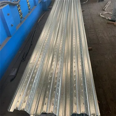 Strukturni metalni krovni list